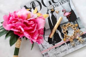 Long Lashes with Aphro Celina