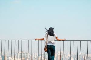 How to Be the Type of Person Everyone Wants to Know