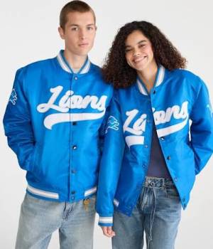 From Game Days to Daily Wear: Fan Jackets That Stick
