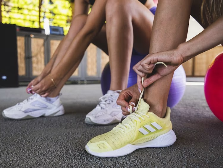 How to Avoid Catching Toenail Fungus in a Gym
