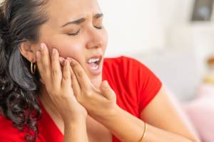 6 Dental Emergencies You Should Never Ignore and What to Do About Them