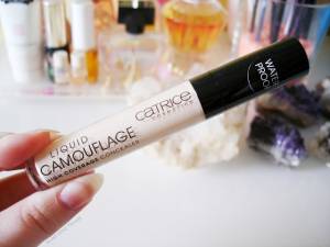 Catrice Liquid Camouflage- REVIEW + SWATCH